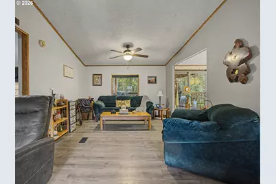 41180 SE Kubitz Rd, Sandy, OR 97055 - Photo 7