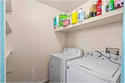 387 E Linden Way, Heppner, OR 97836 - Photo 15