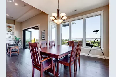 2009 NW Klickitat St, Camas, WA 98607 - Photo 17