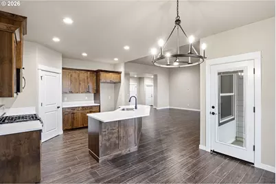 909 Durham Ave, Sutherlin, OR 97479 - Photo 15