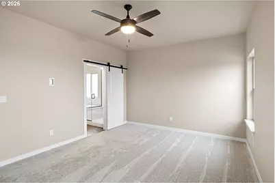 909 Durham Ave, Sutherlin, OR 97479 - Photo 17