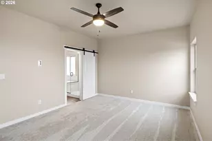 909 Durham Ave, Sutherlin, OR 97479 - Photo 17