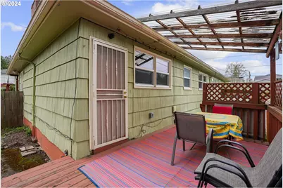 5105 5109 SE Tibbetts St, Portland, OR 97206 - Photo 7