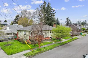 5105 5109 SE Tibbetts St, Portland, OR 97206 - Photo 3