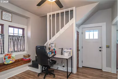 334 NE Nash St, Roseburg, OR 97470 - Photo 5