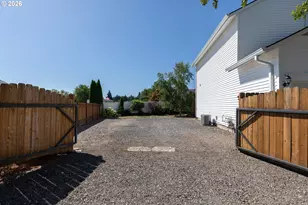 425 Northstar Ct, Columbia City, OR 97018 - Photo 25