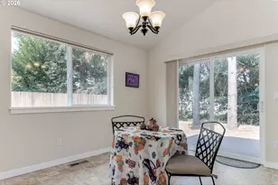 2279 Clear Vue Ln, Springfield, OR 97477 - Photo 11