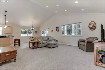 2279 Clear Vue Ln, Springfield, OR 97477 - Photo 5