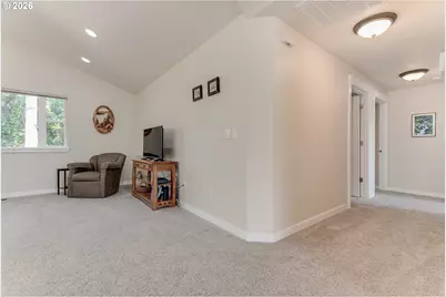 2279 Clear Vue Ln, Springfield, OR 97477 - Photo 7