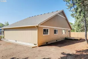 2279 Clear Vue Ln, Springfield, OR 97477 - Photo 33