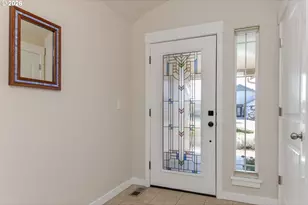 2279 Clear Vue Ln, Springfield, OR 97477 - Photo 3