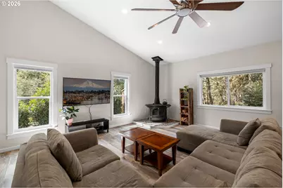 1527 N Louisiana Ave, Vernonia, OR 97064 - Photo 13