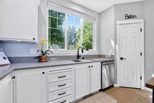 15375 SW Fossil Ln, Beaverton, OR 97007 - Photo 17