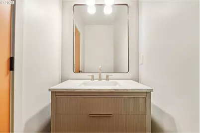 8014 SW 54th Ave, Portland, OR 97219 - Photo 35
