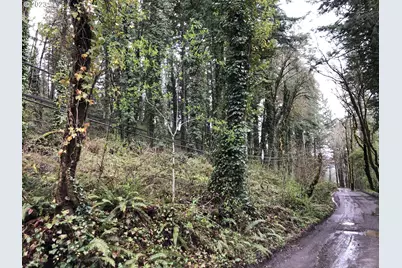 19088 Barton Rd, Lake Oswego, OR 97034 - Photo 3