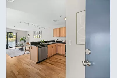 840 NW Naito Pkwy #H12, Portland, OR 97209 - Photo 3