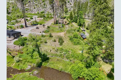 52958 McKenzie Hwy, Blue River, OR 97413 - Photo 5