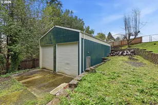 874 N Henry St, Coquille, OR 97423 - Photo 41