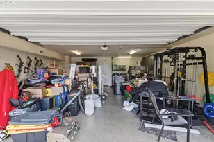 874 N Henry St, Coquille, OR 97423 - Photo 37