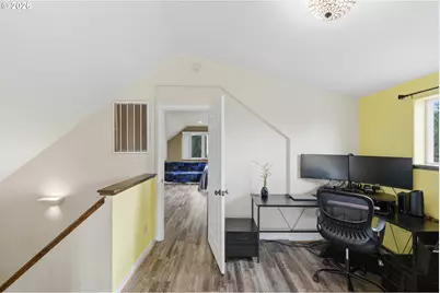 874 N Henry St, Coquille, OR 97423 - Photo 27