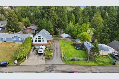 874 N Henry St, Coquille, OR 97423 - Photo 45