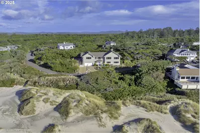 88765 Shoreline Loop, Florence, OR 97439 - Photo 3