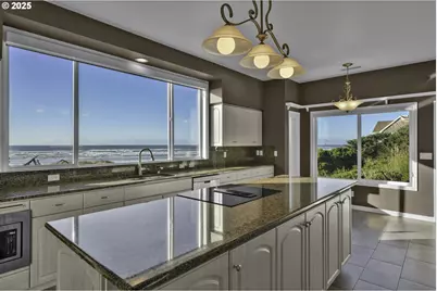 88765 Shoreline Loop, Florence, OR 97439 - Photo 13