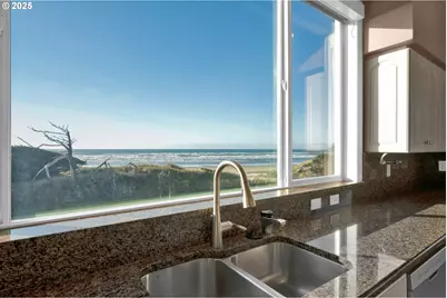 88765 Shoreline Loop, Florence, OR 97439 - Photo 17