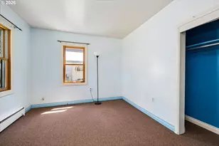 2570 Emerald St, Eugene, OR 97403 - Photo 13