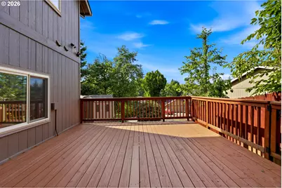 404 SW Overlook Ct, Gresham, OR 97080 - Photo 25