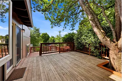 404 SW Overlook Ct, Gresham, OR 97080 - Photo 21