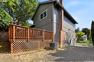 404 SW Overlook Ct, Gresham, OR 97080 - Photo 27