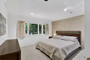 834 SW Westwood Dr, Portland, OR 97239 - Photo 37