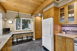 834 SW Westwood Dr, Portland, OR 97239 - Photo 19