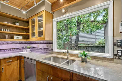 834 SW Westwood Dr, Portland, OR 97239 - Photo 15