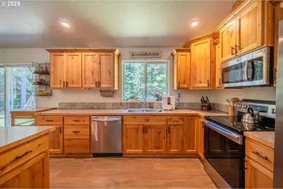 56502 Tom Smith Rd, Bandon, OR 97411 - Photo 17