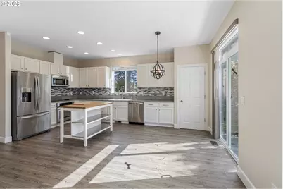 2111 NW Beauchamp Ct, Camas, WA 98607 - Photo 9