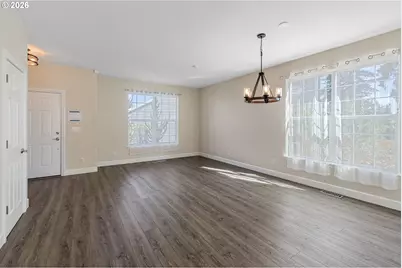 2111 NW Beauchamp Ct, Camas, WA 98607 - Photo 5
