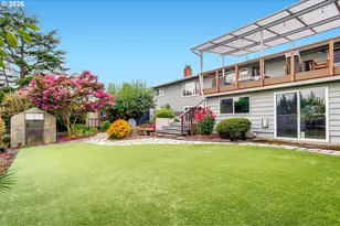 12010 NW Lovejoy St, Portland, OR 97229 - Photo 25