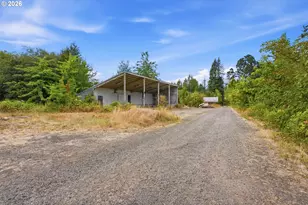 17433 Marsh Rd NE, Woodburn, OR 97071 - Photo 29