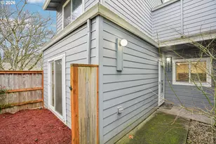 14678 SW 106th Ave, Portland, OR 97224 - Photo 3