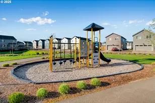 2403 Sawtelle Dr, Woodburn, OR 97071 - Photo 37