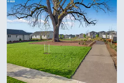 2403 Sawtelle Dr, Woodburn, OR 97071 - Photo 39