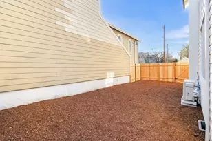 2890 NE 61st Ave, Portland, OR 97213 - Photo 35