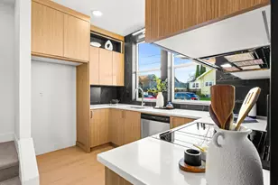 2890 NE 61st Ave, Portland, OR 97213 - Photo 9