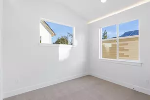 2890 NE 61st Ave, Portland, OR 97213 - Photo 29