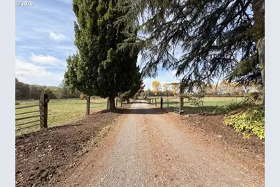 [Address not provided], Newberg, OR 97132 - Photo 3