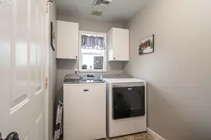 114 Umpqua View Dr, Roseburg, OR 97471 - Photo 31