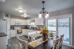 114 Umpqua View Dr, Roseburg, OR 97471 - Photo 13