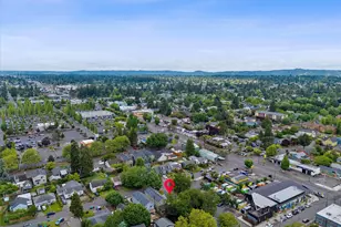 8305 SE Rhone St, Portland, OR 97266 - Photo 41